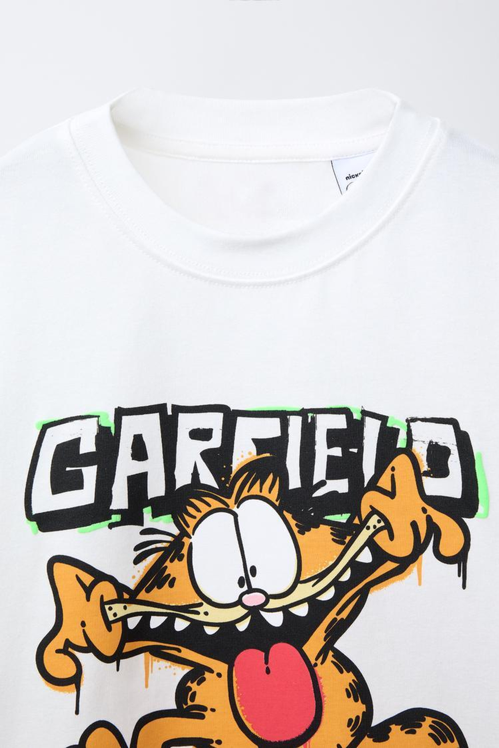 ZARA ФУТБОЛКА С ПРИНТОМ GARFIELD © PAWS INC, БЕЛЫЙ