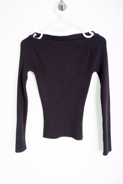 Джемпер Chuba лаконичный, визуально на 40/42 размер