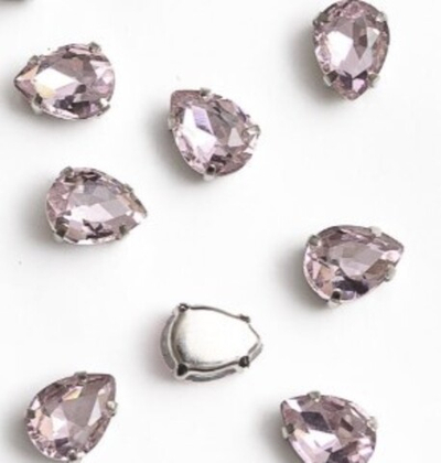 Стразы пришивные стекло в оправе, р. 8*6 мм, св.розовый