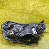 Битая Фара правая Toyota RAV4 4 CA40 (2015-2019) LED