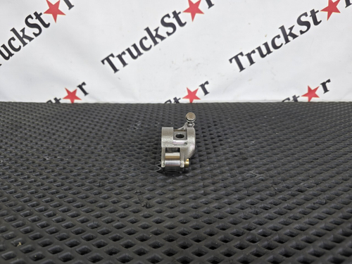 Коромысло впускного клапана 2022г.