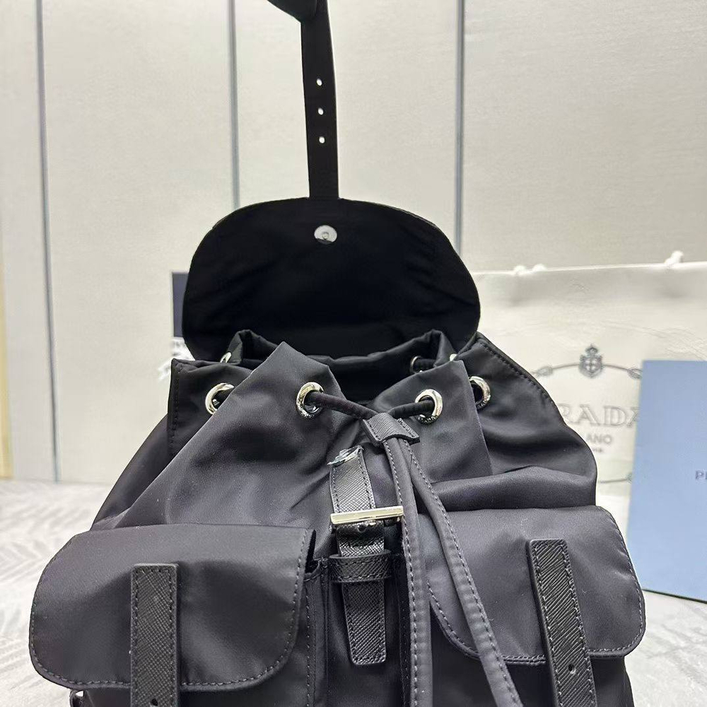 Рюкзак Prada