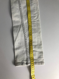 Джинсы Acne светлые, маркировка 27/32, визуально на 40/42 размер