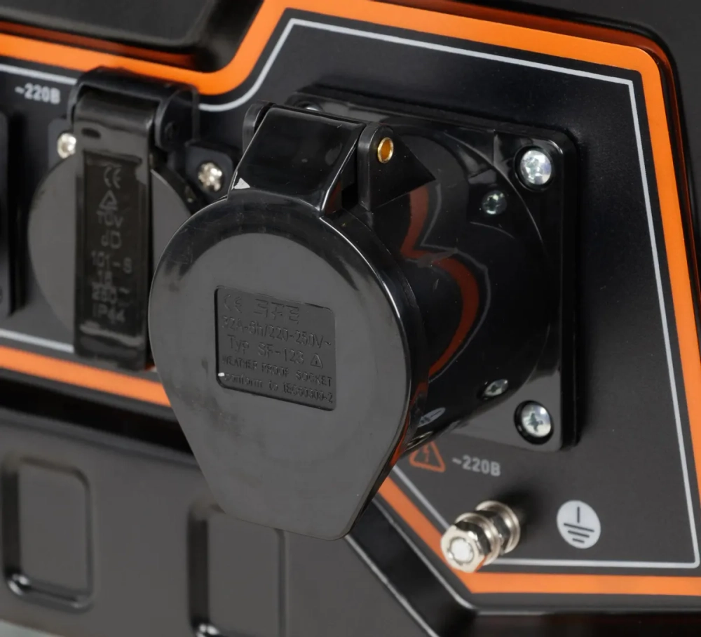 Бензиновый генератор CARVER PPG- 8000E