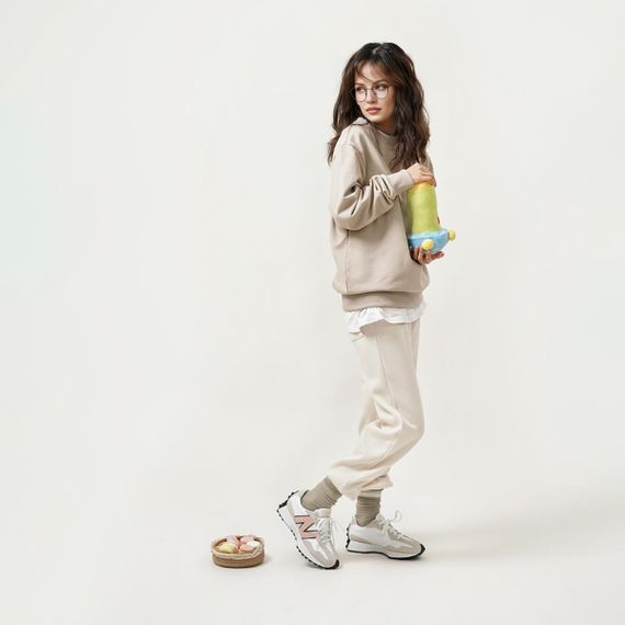 New Balance NB 327 Бежевые кроссовки Низкие Женские