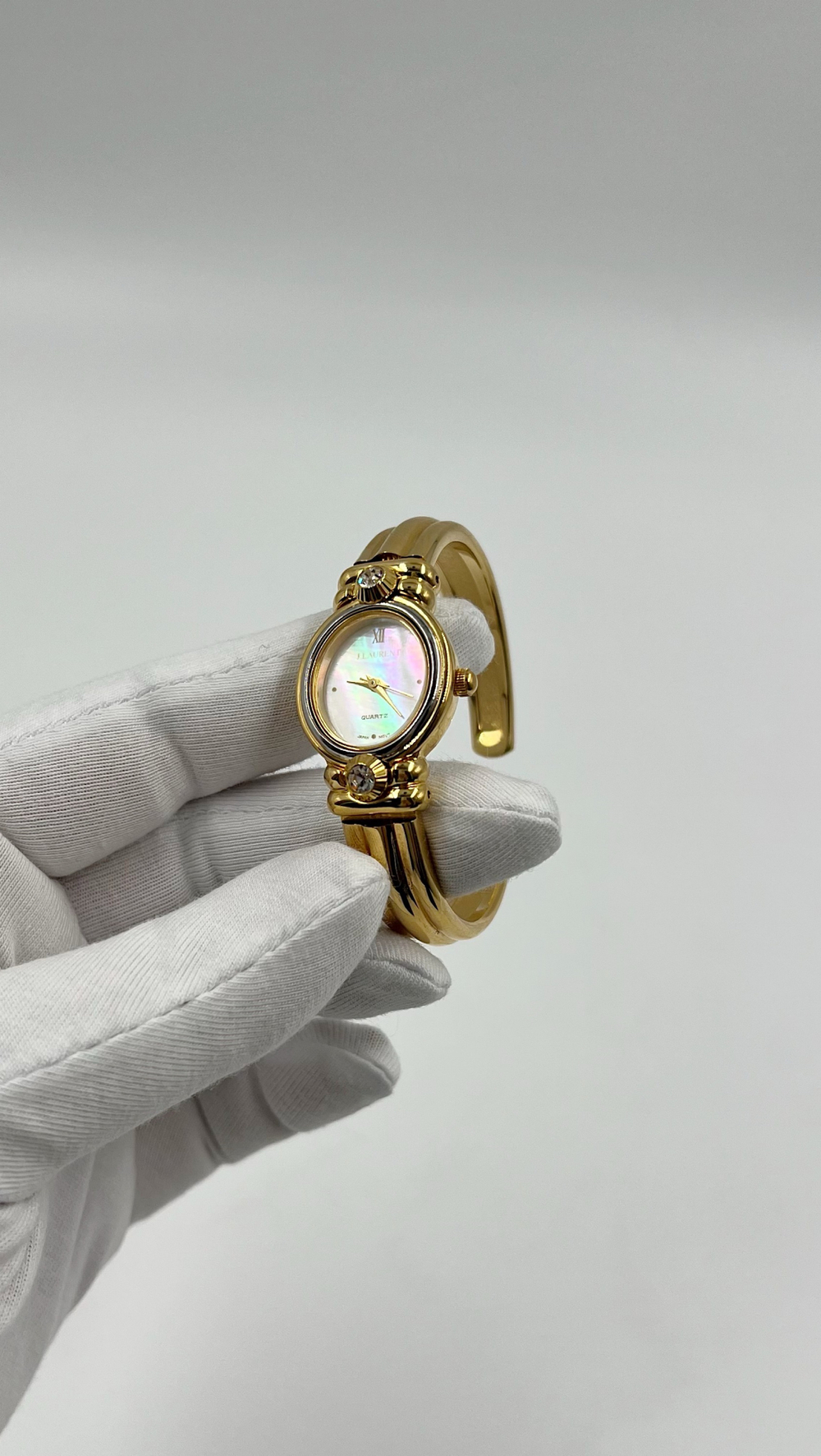 Часы со сменными безелями Jacques Laurent