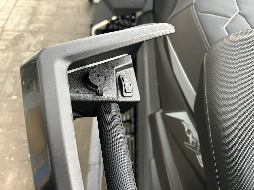 Снегоход POLARIS Titan Adventure ProStar S4