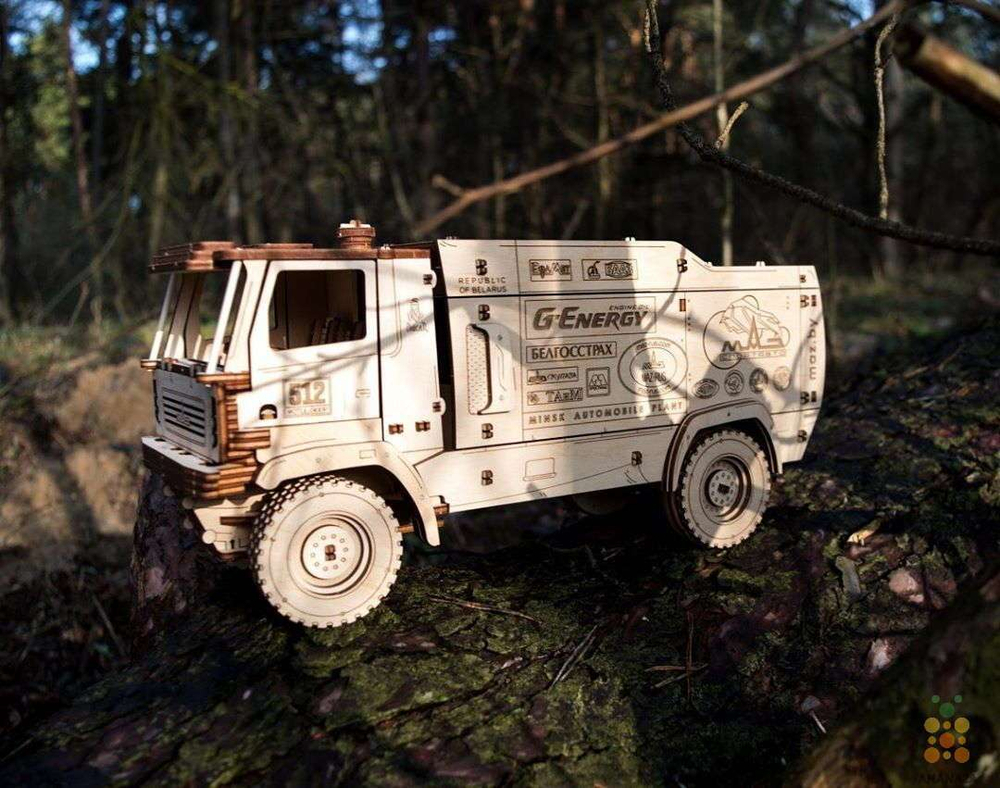 Гоночный грузовик МАЗ-5309RR от EWA - Деревянный конструктор, сборная механическая модель, 3D пазл, в масштабе 1:20