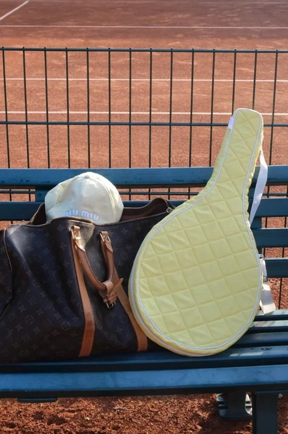 Чехлы для тенниса ADELE YELLOW .