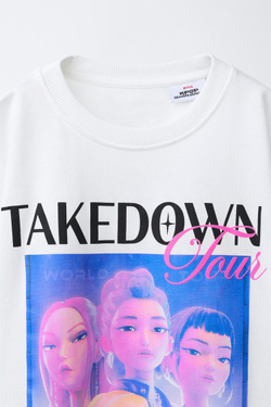 ZARA ФУТБОЛКА KPOP DEMON HUNTERS™ NETFLIX © С ПРИНТОМ, БЕЛЫЙ