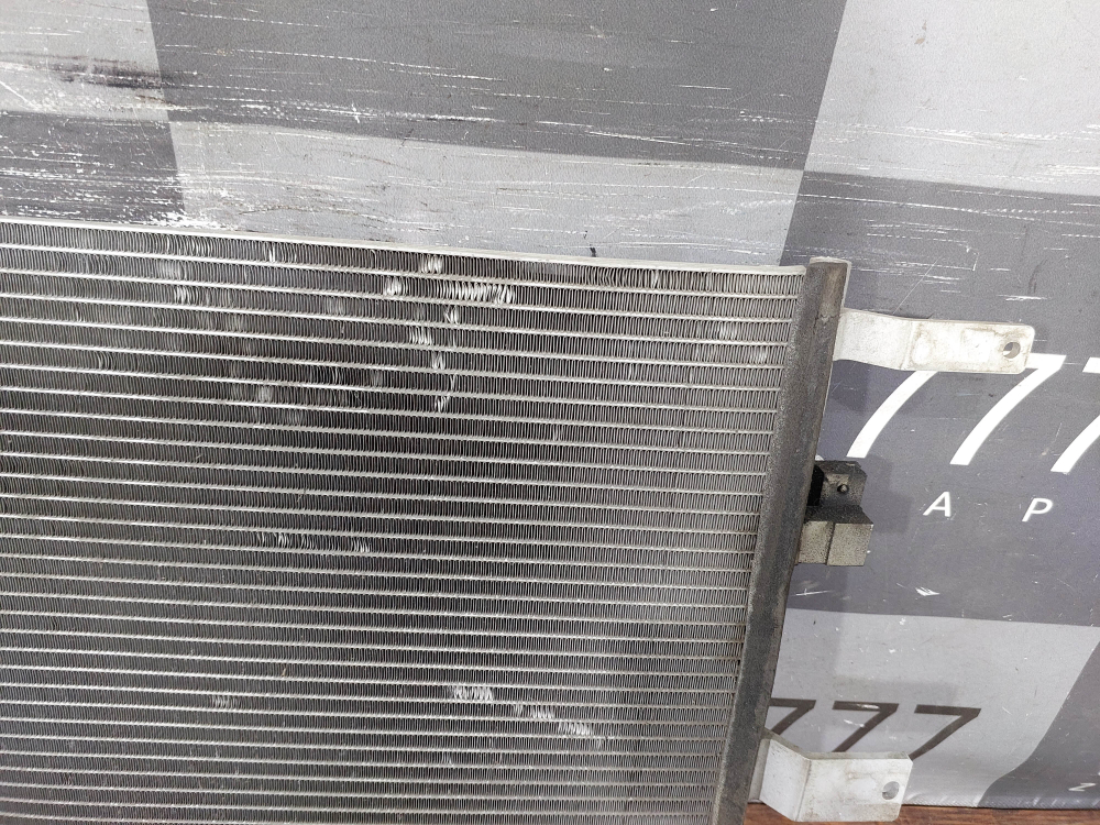 Радиатор кондиционера Omoda S5 22-нв Б/У Оригинал J608105010