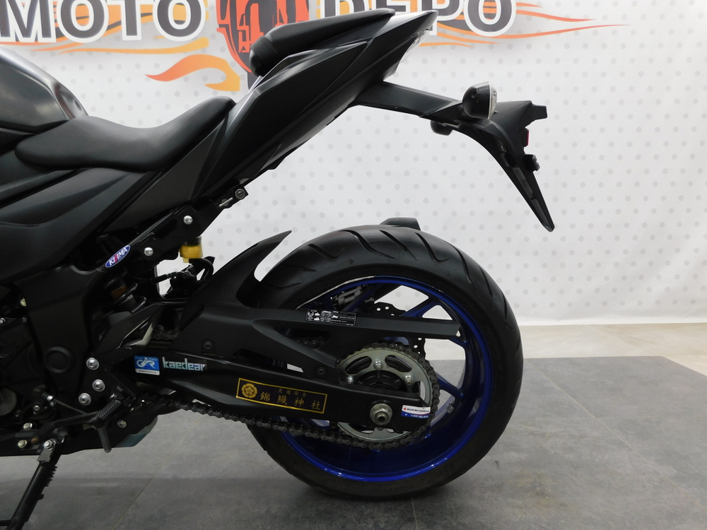 Suzuki GSX-S750 038398