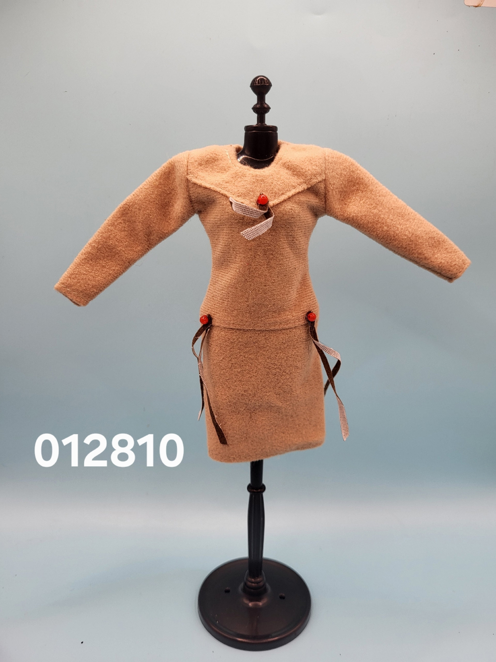 Одежда для куклы Барби 012810