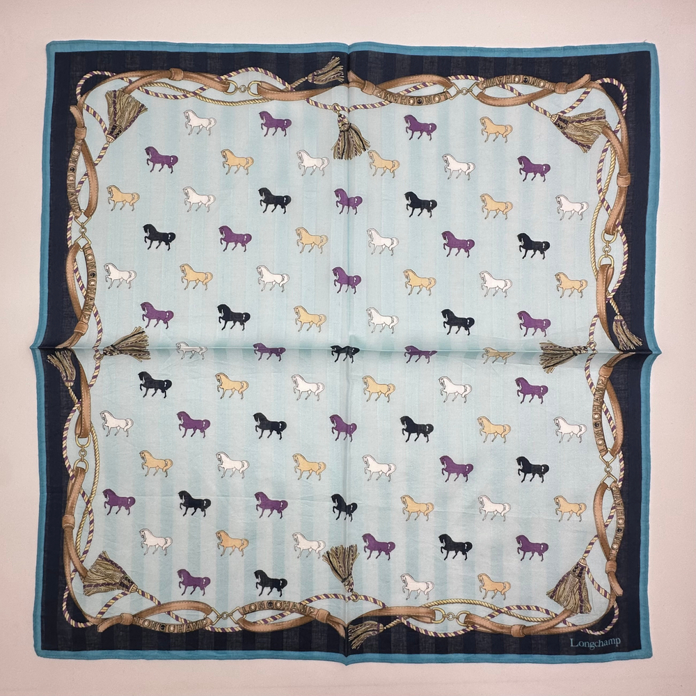 Платок Longchamp