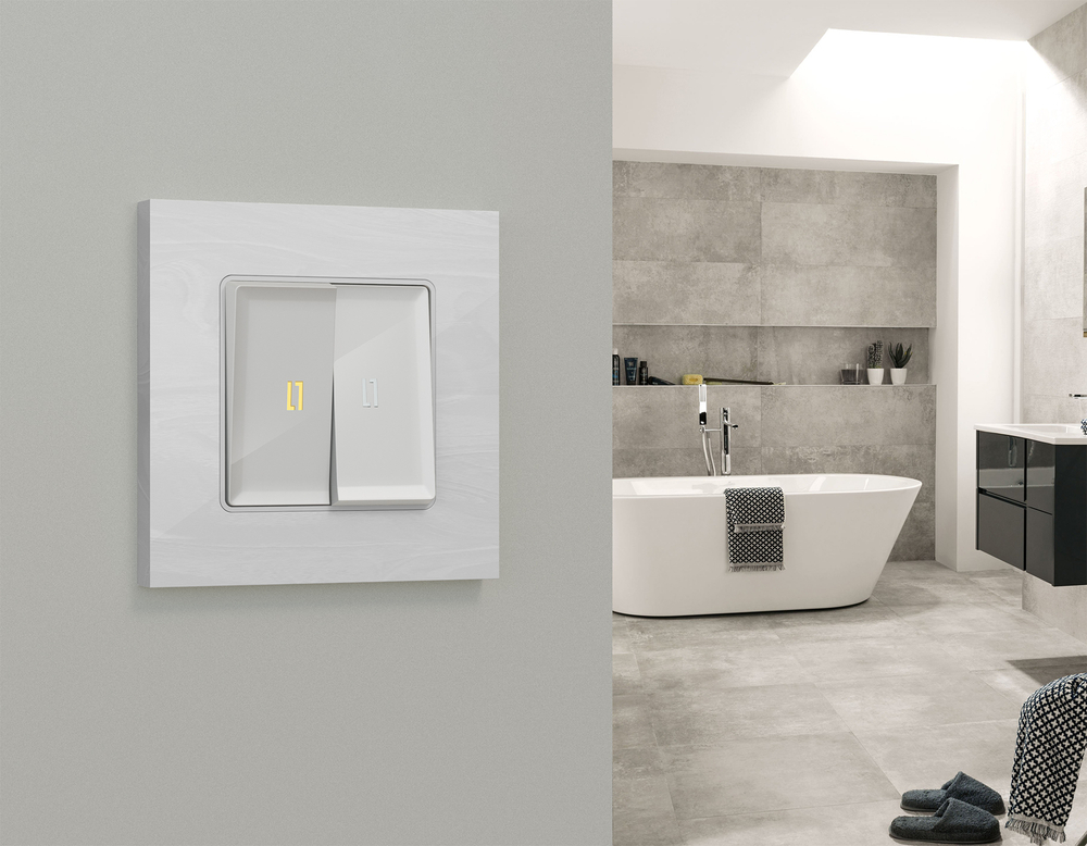 MA404010 Комплект механизма 2-кл выключателя с подсветкой 3200K ALFA Серебро глянец QUANT (AP4040, VM115, G11Y)