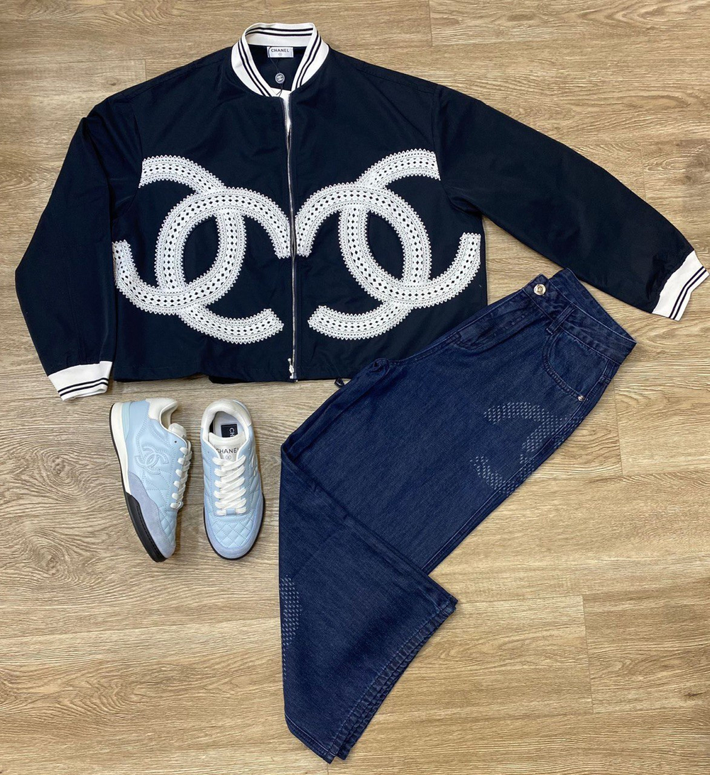 Джинсы CHANEL