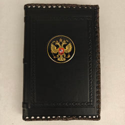 Ежедневник А5 "Герб России" (съемная обложка из натуральной кожи) в футляре
