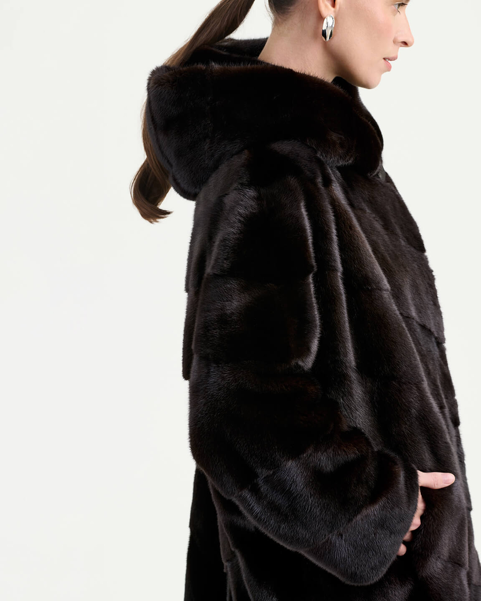 Шуба из меха норки