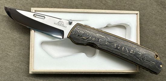 Премиальный японский нож Rockstead HIGO II X-FCF-ZDP (CG) 67 HRC - рукоять титан + карбон Camo Gold , сталь ZDP-189