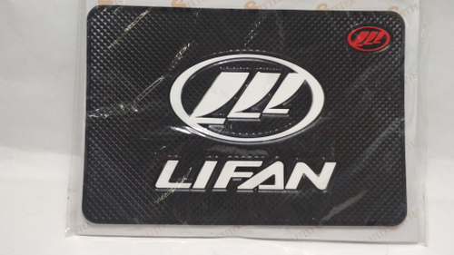 LIFAN / ЛЮКС Коврик на панель (1 шт.)