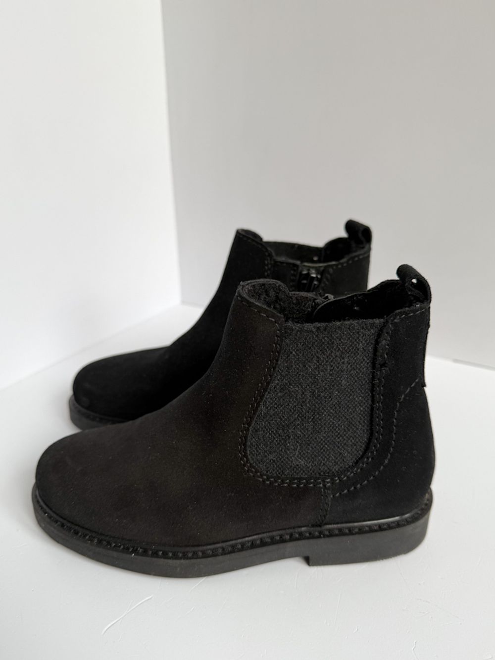 Утепленные замшевые ботинки New English Style, 28