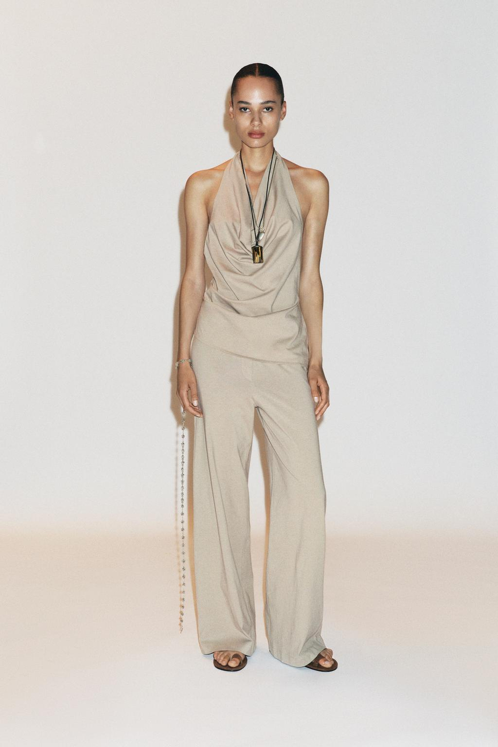 ZARA ТОП С ГОРЛОВИНОЙ ХАЛТЕР, ПЕСОЧНЫЙ