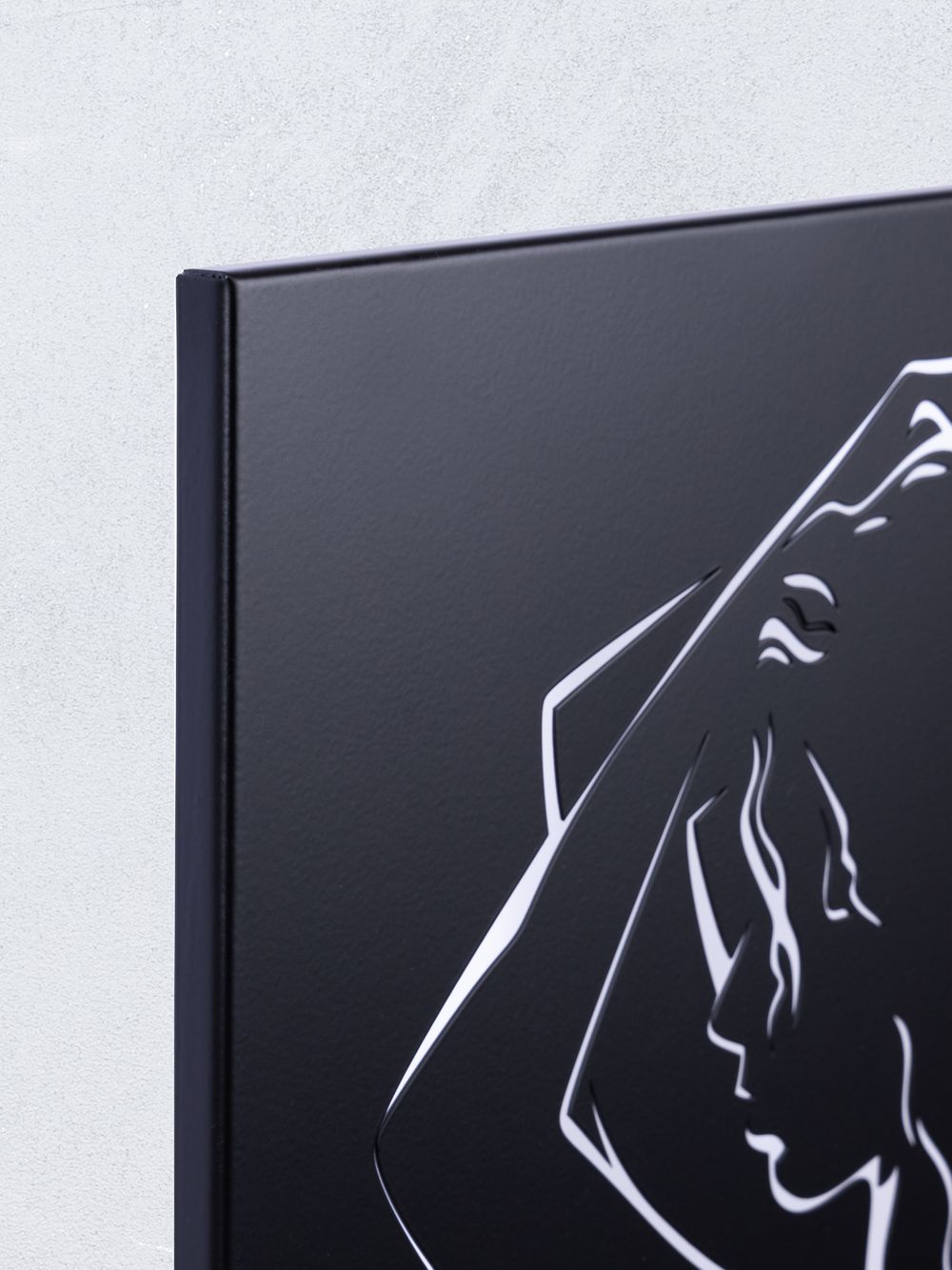 Панно на стену из металла Девушка 60х40 см