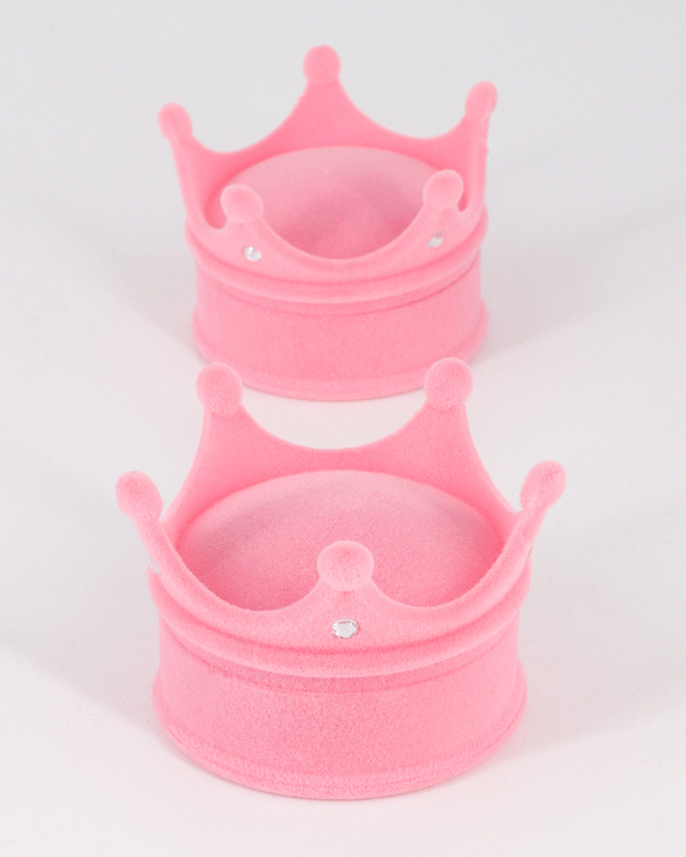 Бархатистый футляр‑корона для серёг и подвески