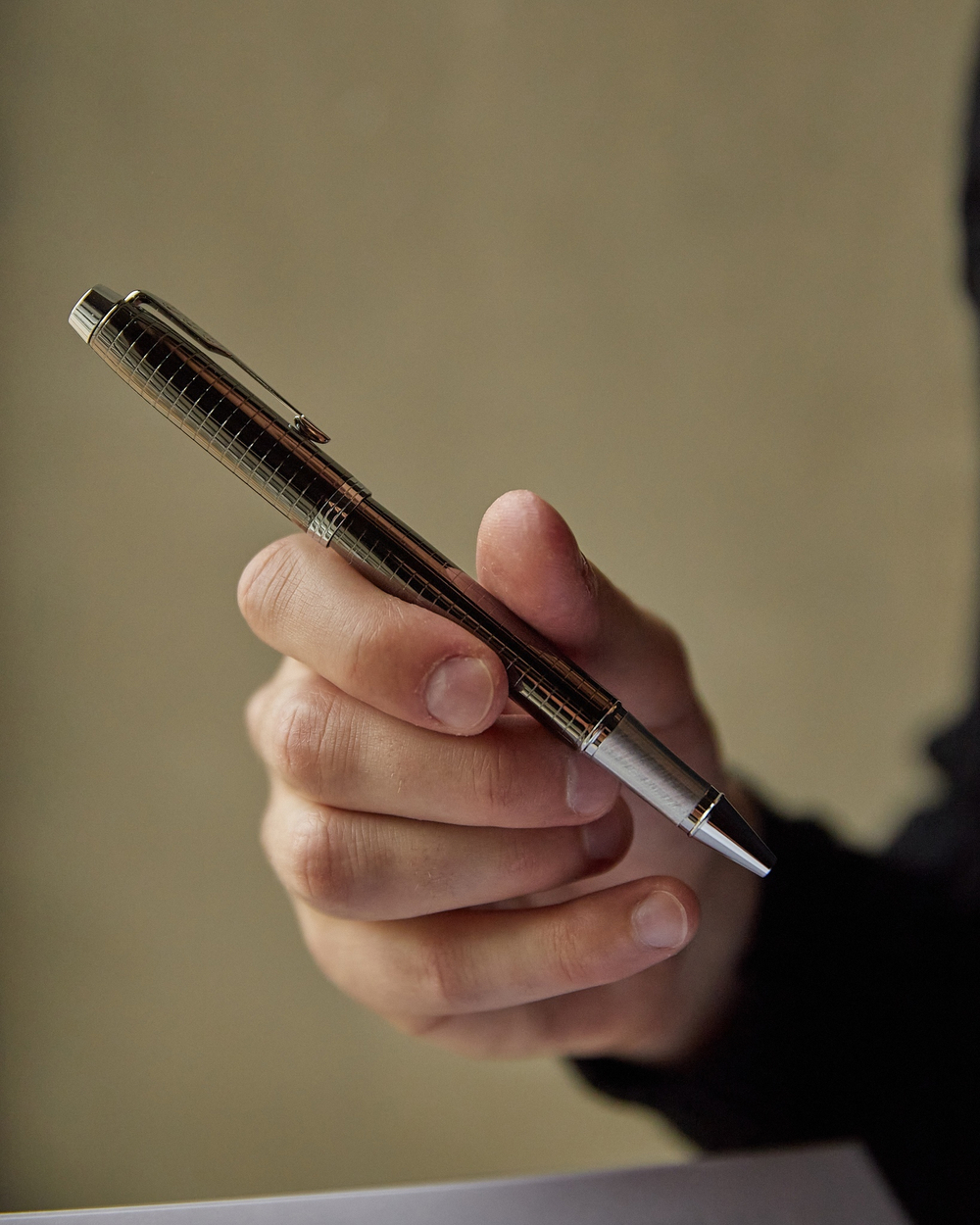 Ручка роллер Parker Parker  IM Premium Dark Espresso Ciselled CT