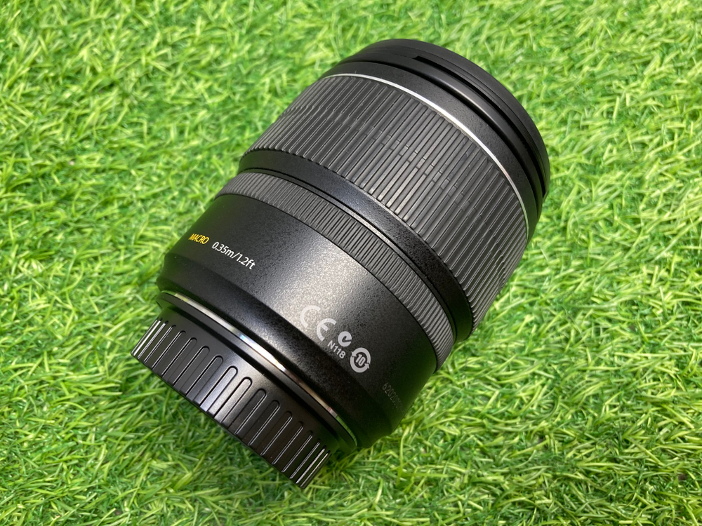 Canon EF-S 15-85mm 3.5-5.6 IS USM