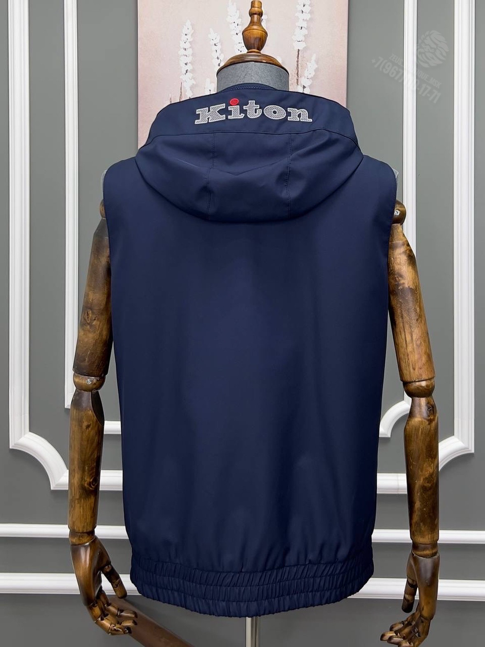 Жилет Kiton