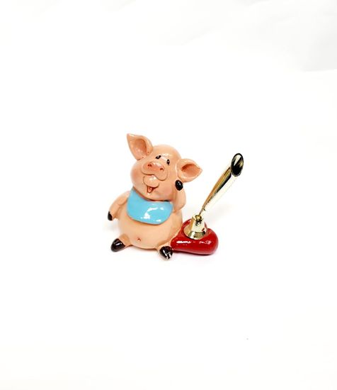 Сувенир держатель д/ручек "Поросёнок-лялька",полистоун лак 8х8,8х5,6 см