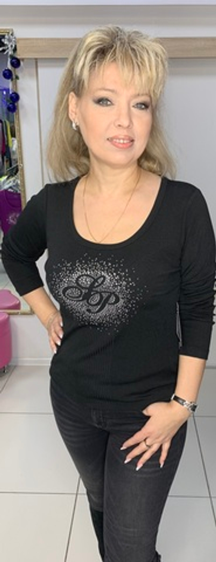 Шелковый австрийский блузон с нагрудным стразовым принтом