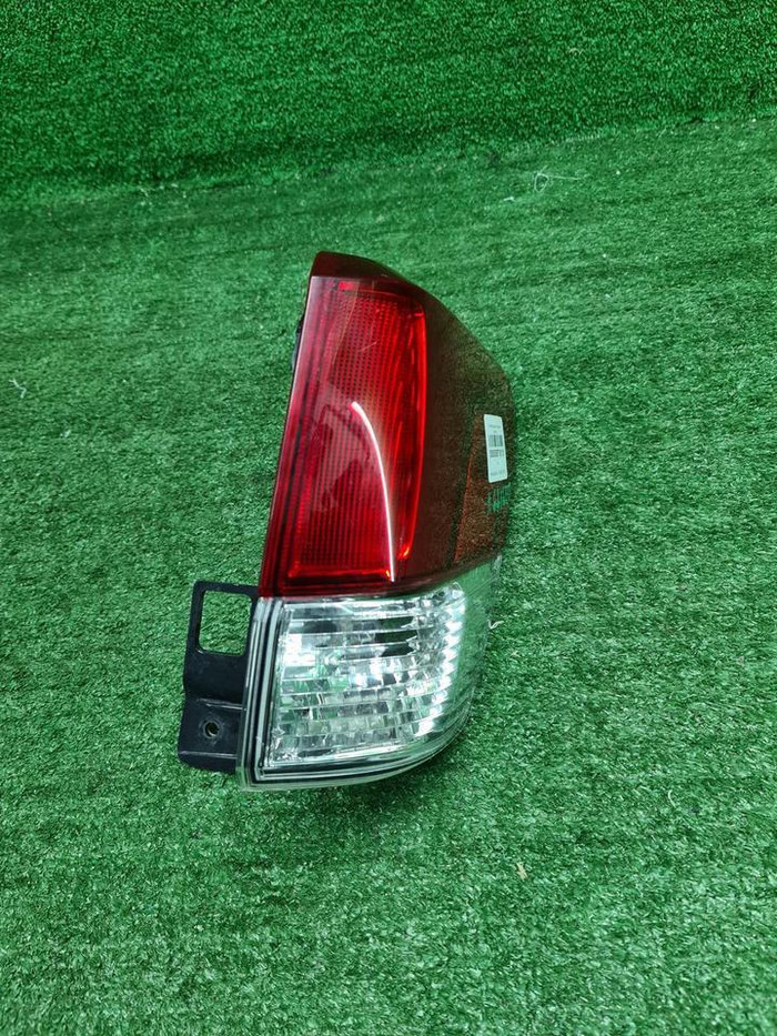 Фонарь правый внешний Subaru Forester 5 SK (18-нв)