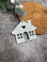 Новогодняя елочная игрушка Домик