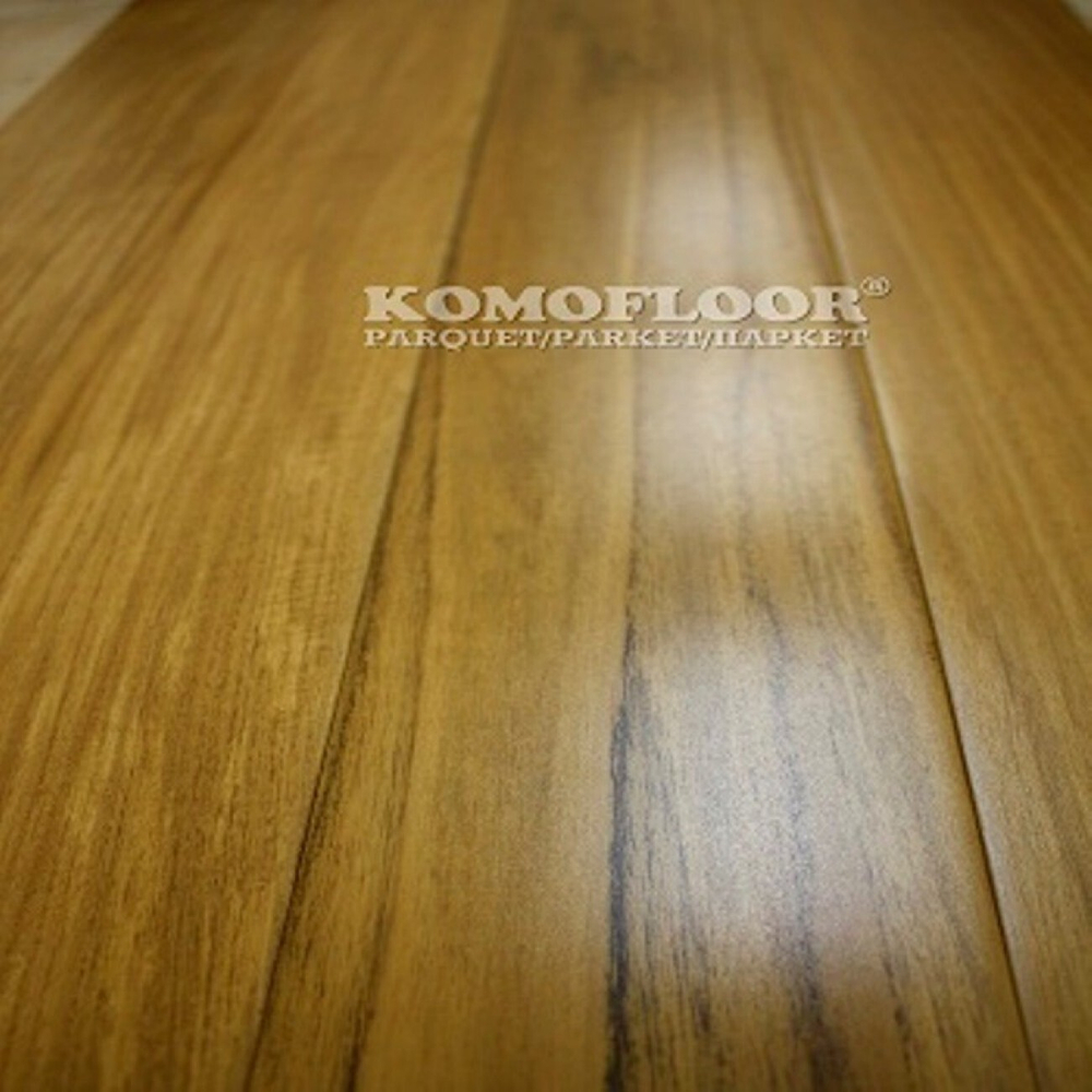 Массивная доска Komofloor Тик экстра лак