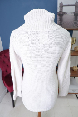 Джемпер Oodji  молочный 44 размер