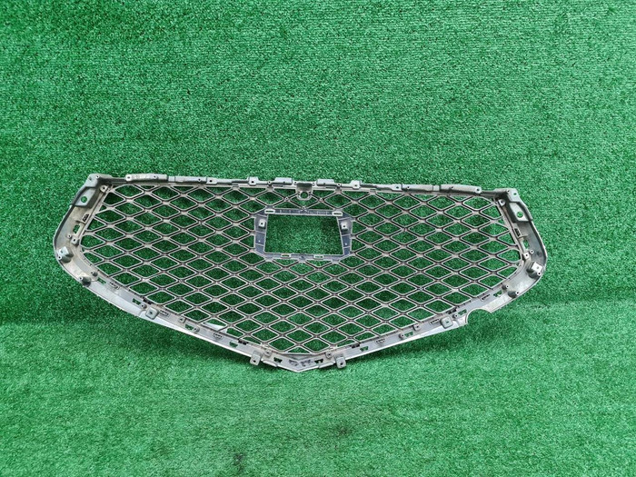 Решетка радиатора Genesis G90 (2018-2022)