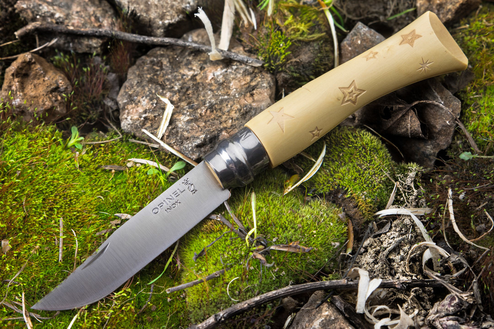 Нож Opinel №7 Nature, нержавеющая сталь, рукоять самшит, гравировка звезды