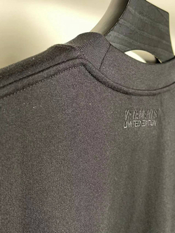 Футболка Vetements