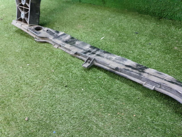 Телевизор Genesis GV70 (2020-н.в.)