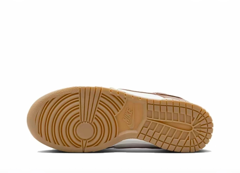 Nike Dunk Low 'Ale Brown'