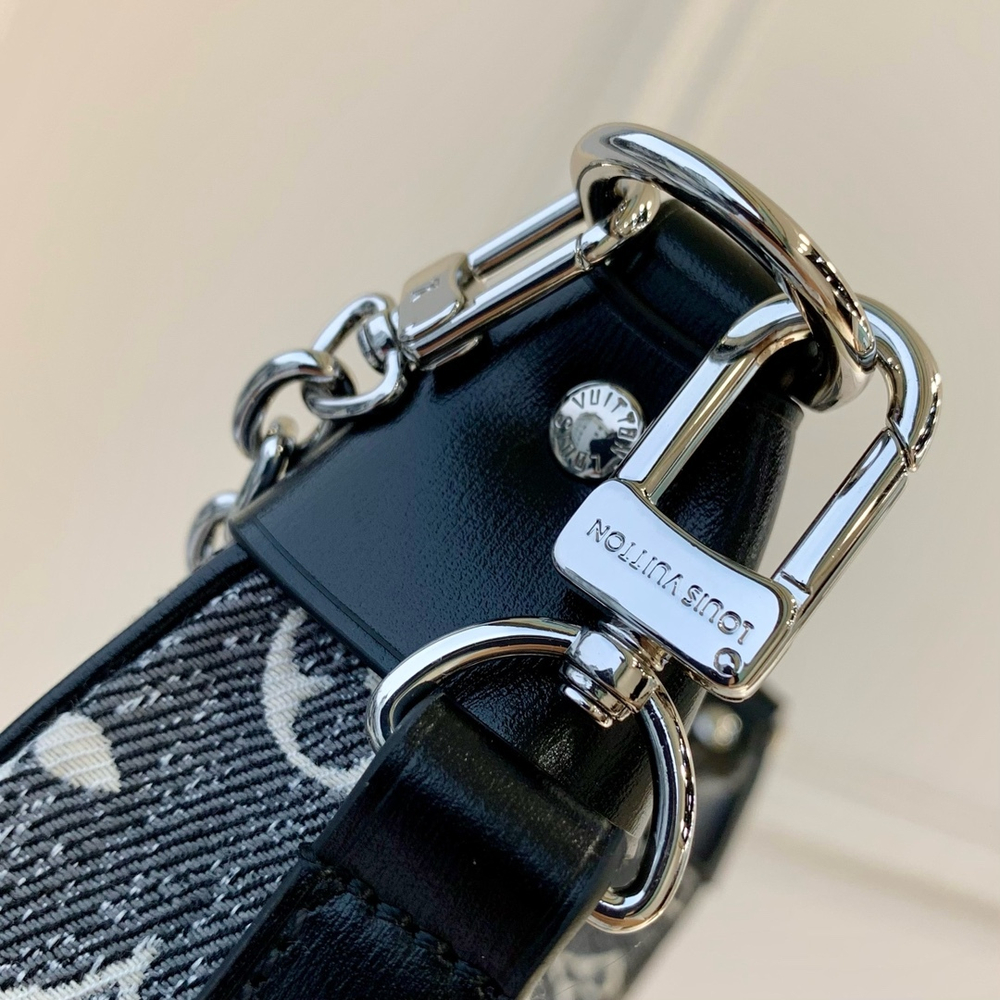 Louis Vuitton Loop