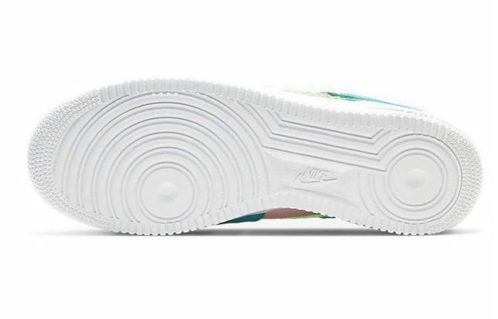 Кроссовки Nike Air Force 1 07 Lv8