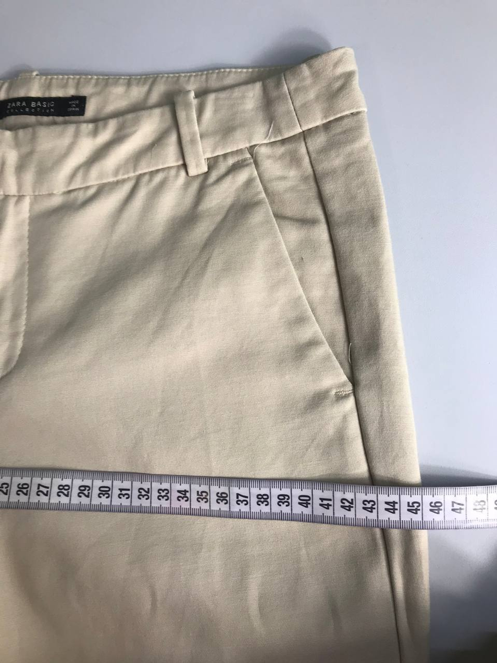 Брюки ZARA лаконичные, повседневные 42 размер