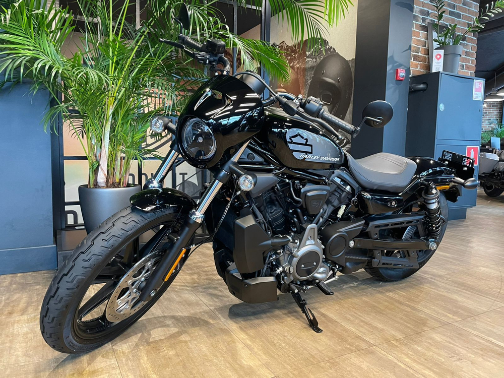 Nightster 975 Harley-Davidson "BLACK" 2022