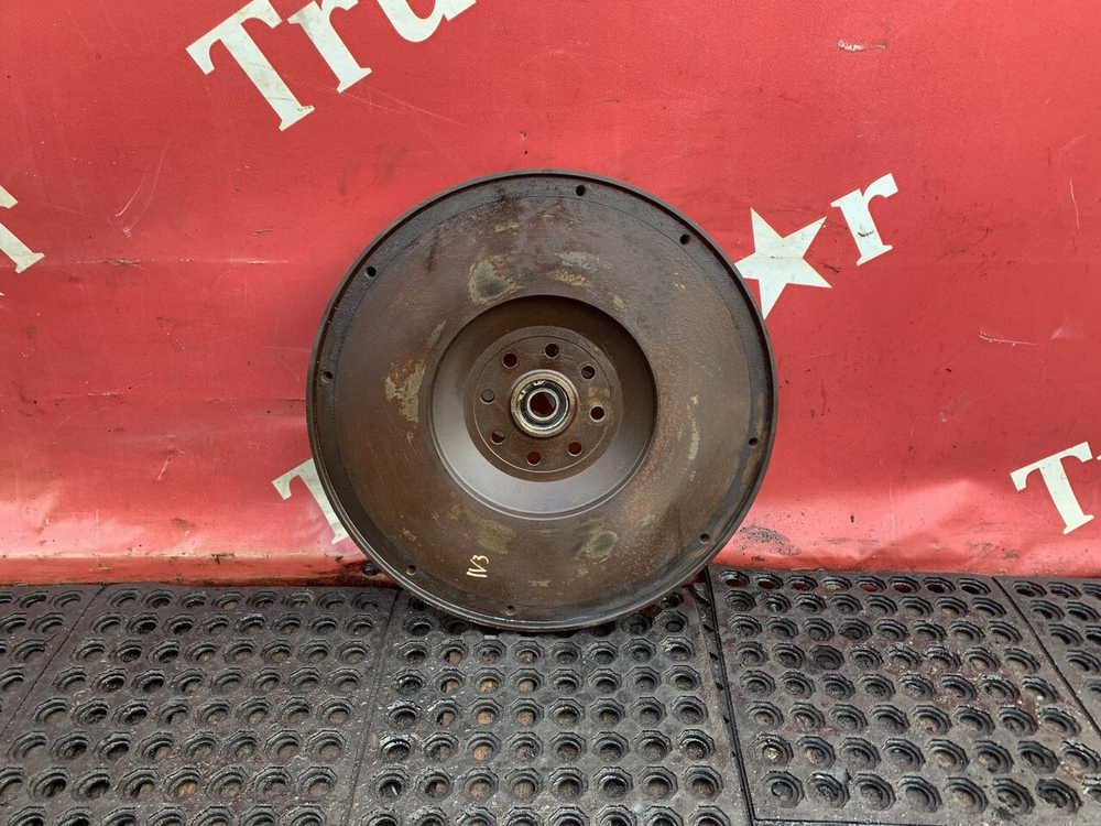 Маховик двигателя