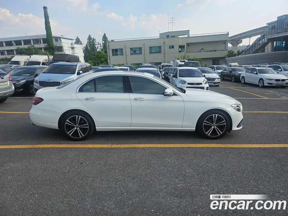 Mercedes-Benz E-Class W213 E250 Avangarde (04.2021)