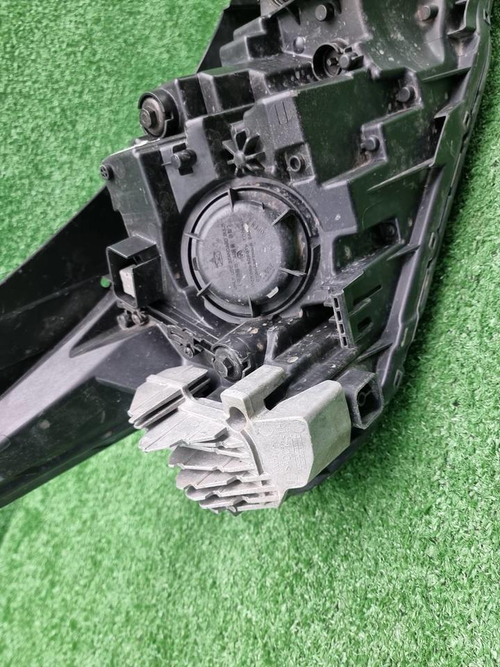 Фара левая Kia K5 (2019-2023) LED