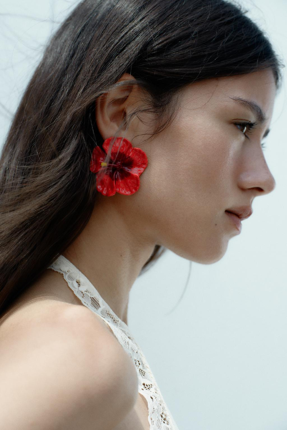 ZARA НАБОР СЕРЕГ С ЦВЕТАМИ И КОЛЬЦАМИ, ЗОЛОТИСТЫЙ